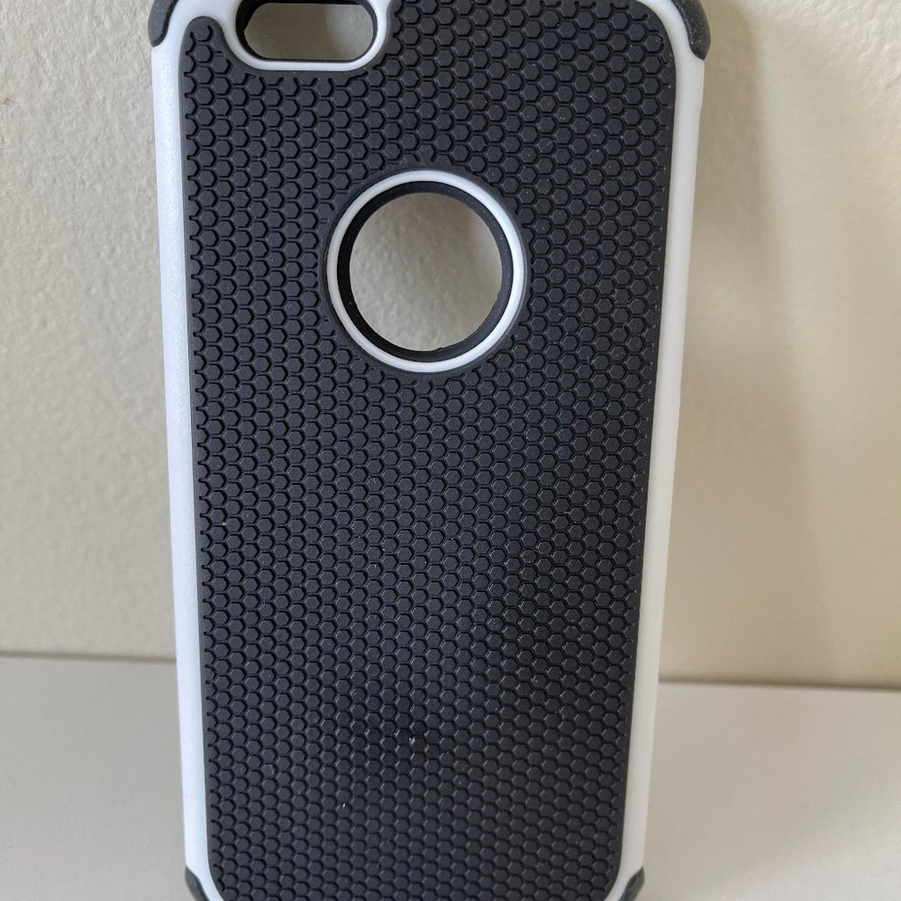 iPhone 5 Case Black and White Armor